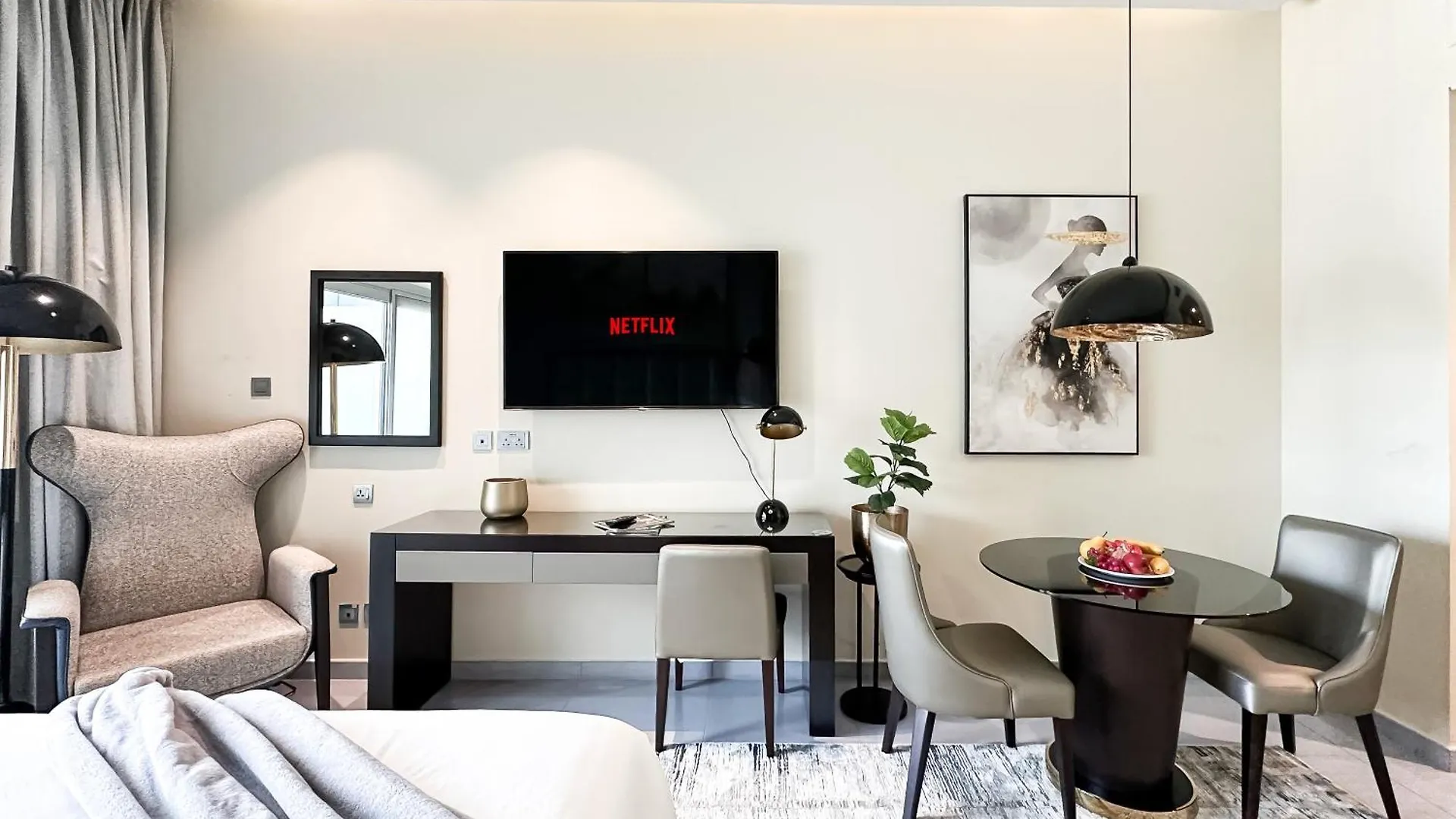 Apartment Unparalleled Splendor - Luxe Studio In Business Bay Dubai