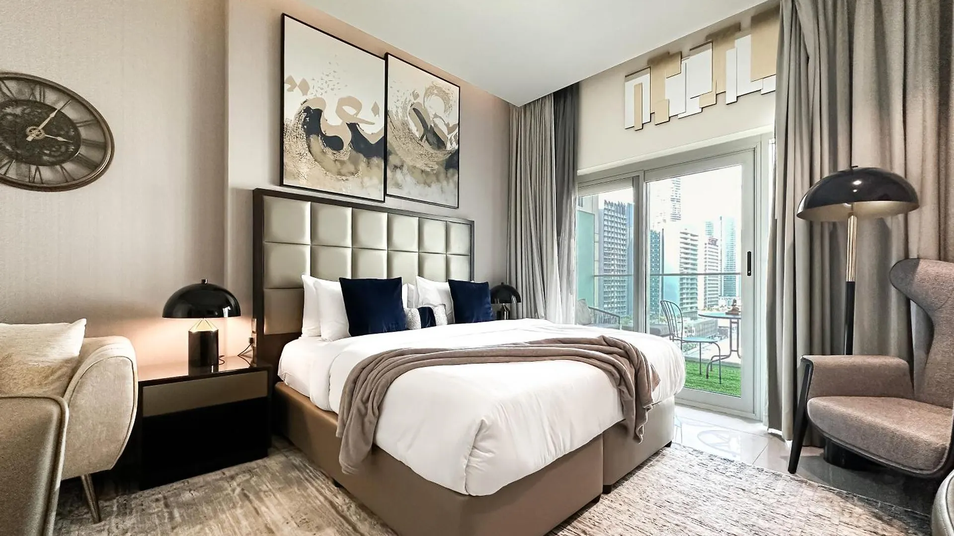 Unparalleled Splendor - Luxe Studio In Business Bay Dubai Apartment