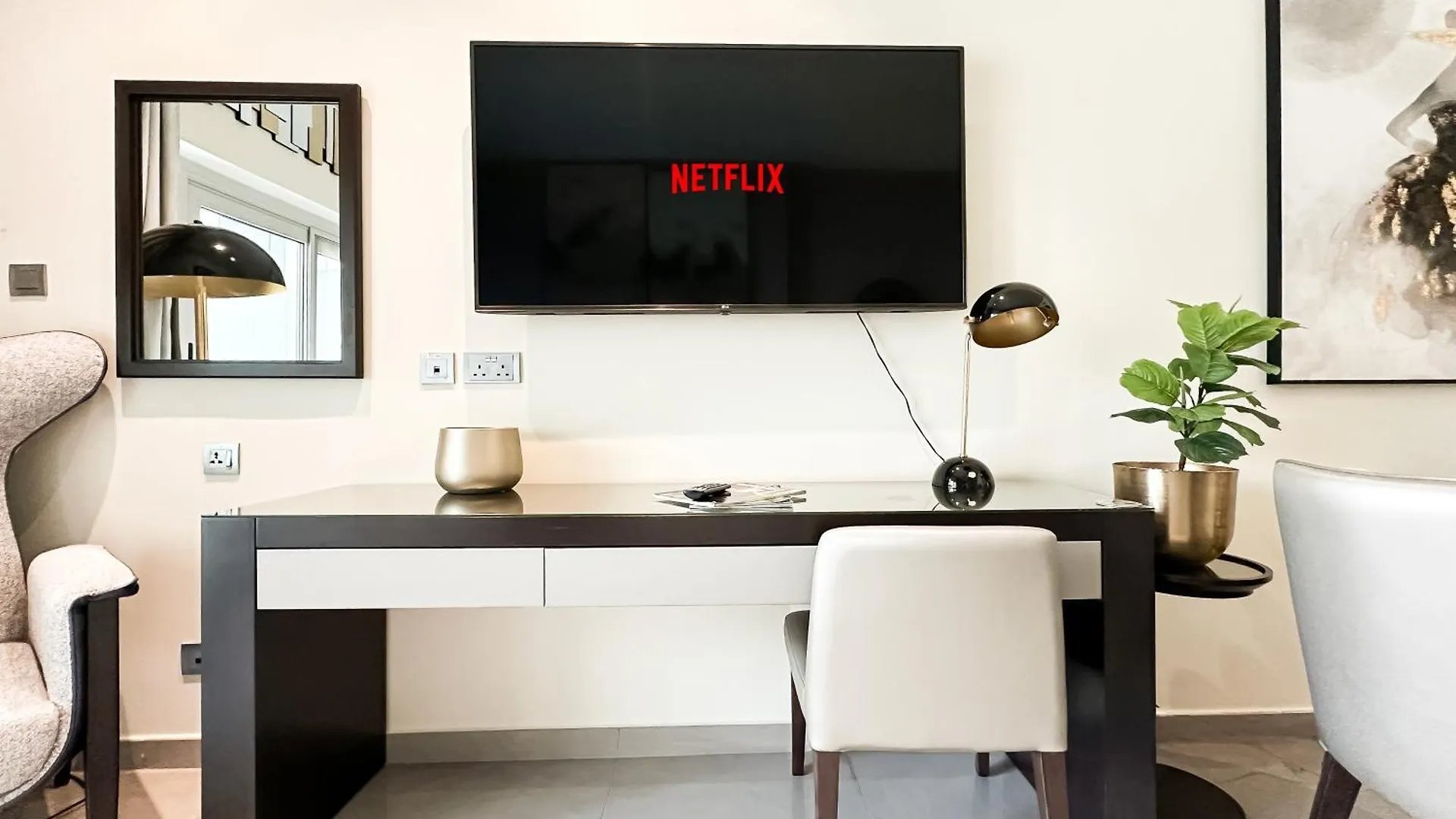 Apartment Unparalleled Splendor - Luxe Studio In Business Bay Dubai