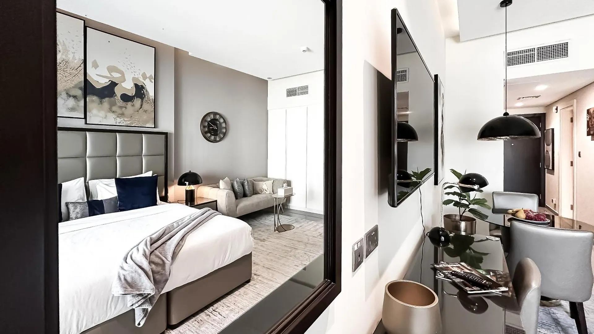 Unparalleled Splendor - Luxe Studio In Business Bay Dubai