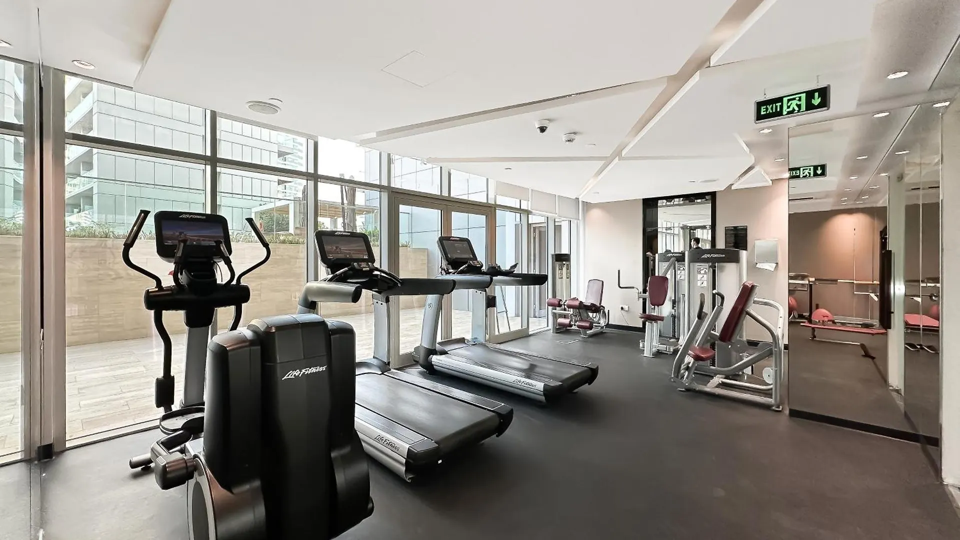 Appartamento Unparalleled Splendor - Luxe Studio In Business Bay Dubai